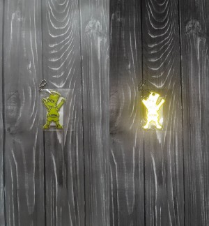 Світловідбиваючий брелок на рюкзак СІМПСОН жовтий
